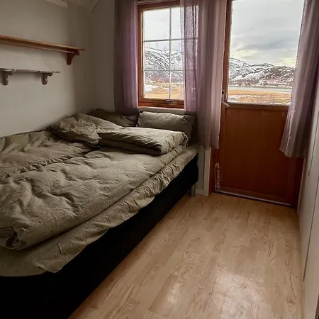 Semesterbostad Cozy House By The Sea *