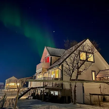 Cozy House By The Sea Brensholmen